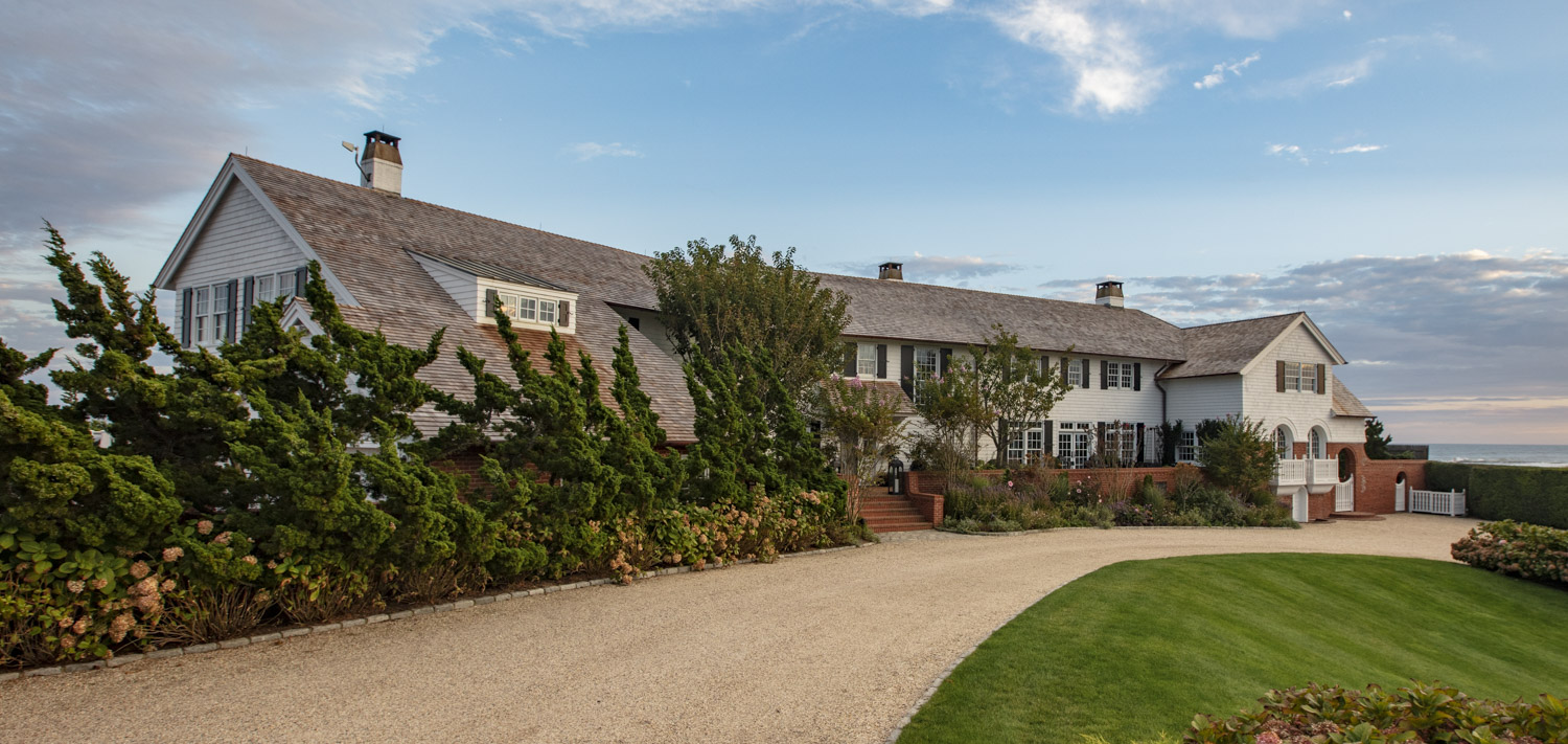 Photo of construction by Ronald Webb Builder.